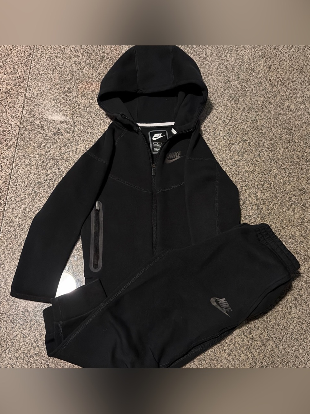 Nike Tech Boys Black Kids Hooded Jacket and Jogger Set size 6